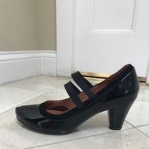 Gentle Souls Kenneth Cole Black Heels Pumps Shoes